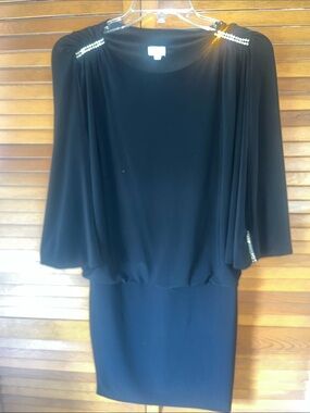 Cache Elegant Black Cocktail Dress with Beaded Shoulder Detail Size Small